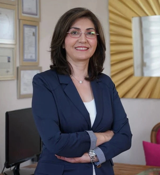 Genital gençleştirme değerlendirmesi için Op. Dr. Esra Demir Yüzer ve Ankara’daki kliniğinden bir görüntü